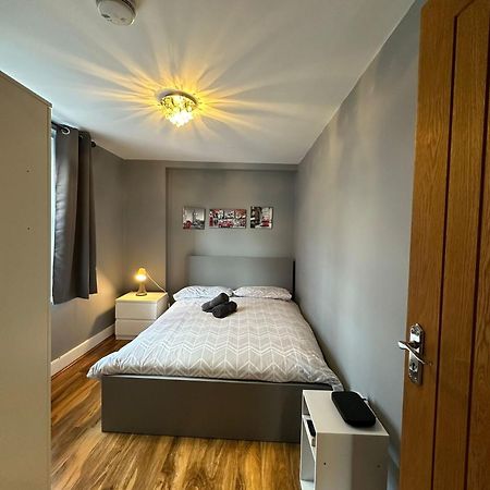 Lovely 2 Bedrooms Apartment London Kültér fotó